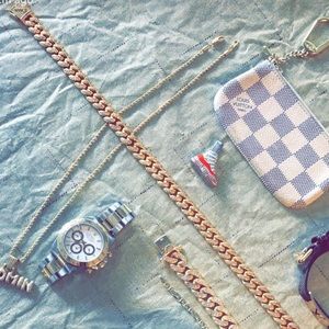 Meet your Posher, Jesus